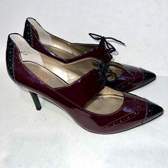 Levity Burgundy and Black Lace-Up Wingtip Heels NWOT - Picture 6 of 10